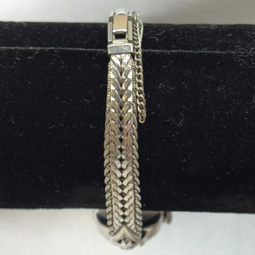 Bulova Wristwatch Womens 5.5 Silver Good 1960s 10k RGP Diamond Cocktail 23 Jwl